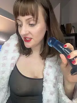 victoirenextdoor online show from 03-31-26, 06:52