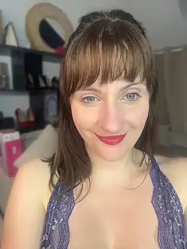 victoirenextdoor online show from 04-09-26, 07:41