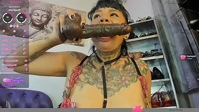 SaraMartins00 online show from 05-18-26, 07:41