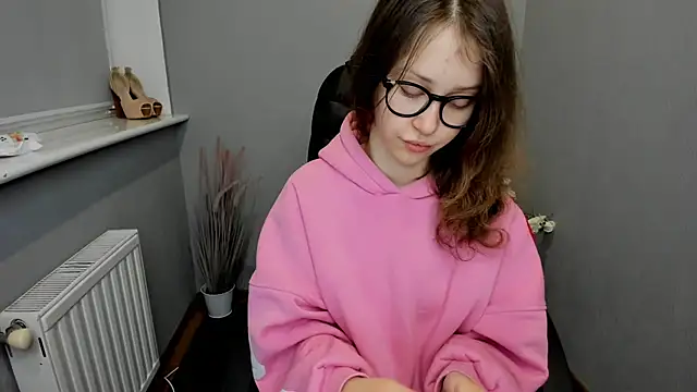 AfinaCutie online show from 01-23-25, 01:35