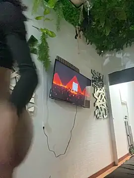 tamarabigass1 online show from 11-18-25, 05:34