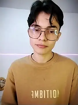 Dmitri Aksnes online show from 11-26-25, 11:06