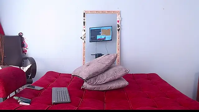 Tamararios online show from 02-18-25, 07:41