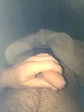 doudoucharlyc4 online show from 12-13-25, 11:32