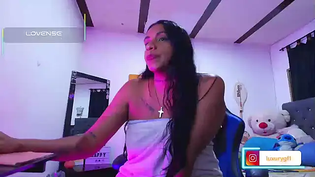 Pocahontaslovex online show from 07-24-26, 11:47