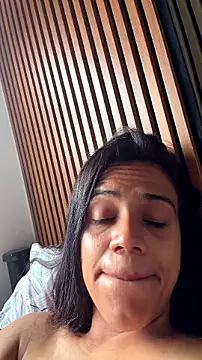 Snapshot of Deisy_Torres chatting on 07-19-26, 08:23 Deisy Torres online show from 07-19-26, 08:23