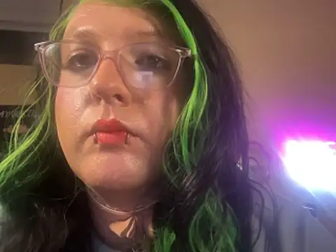 Snapshot of Blakelytgirl chatting on 02-19-26, 05:14 Blakelytgirl online show from 02-19-26, 05:14