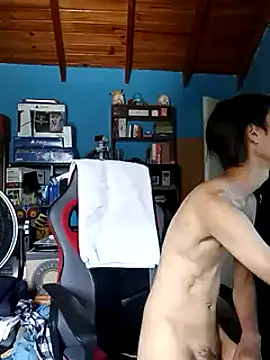 Snapshot of takumysexy chatting on 12-14-25, 01:38 takumysexy online show from 12-14-25, 01:38