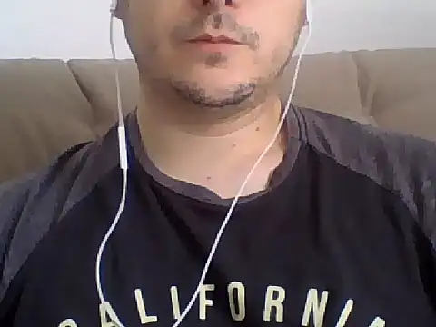 Snapshot of ShiitakeBR chatting on 12-09-24, 07:07 ShiitakeBR online show from 12-09-24, 07:07