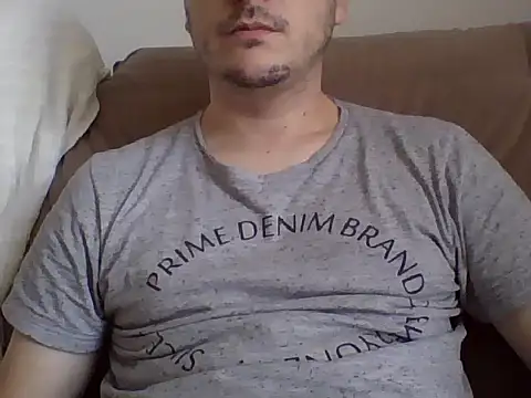 Snapshot of ShiitakeBR chatting on 12-16-24, 03:43 ShiitakeBR online show from 12-16-24, 03:43