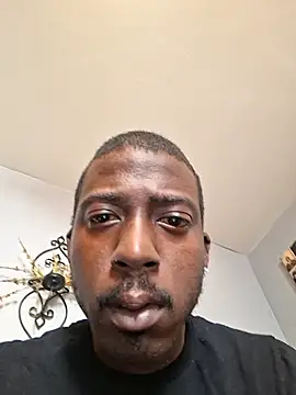 chocolatemeatstick25 online show from 04-30-26, 05:08