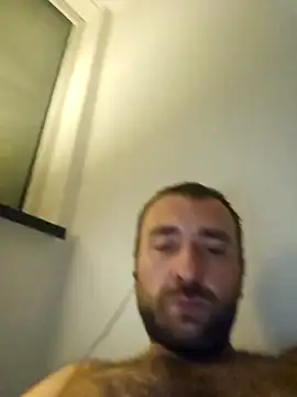 Snapshot of TIGERRR86 chatting on 09-28-25, 06:46 TIGERRR86 online show from 09-28-25, 06:46