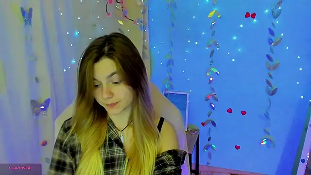 Sweet me  online show from 07-10-26, 06:10