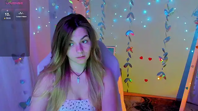 Sweet me  online show from 07-17-26, 05:58