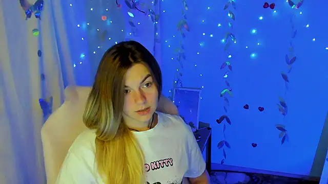 Sweet me  online show from 07-24-26, 05:38