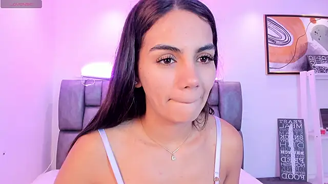 martina mancini online show from 10-29-25, 01:24