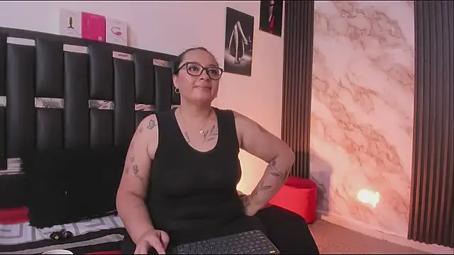 katherina diaz online show from 03-30-26, 07:26