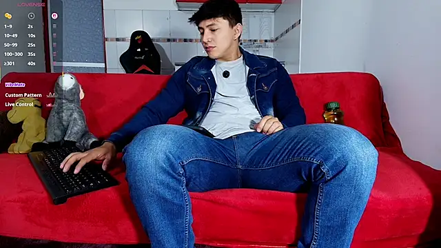 Snapshot of jacques_cardiet chatting on 01-17-26, 11:48 jacques cardiet online show from 01-17-26, 11:48