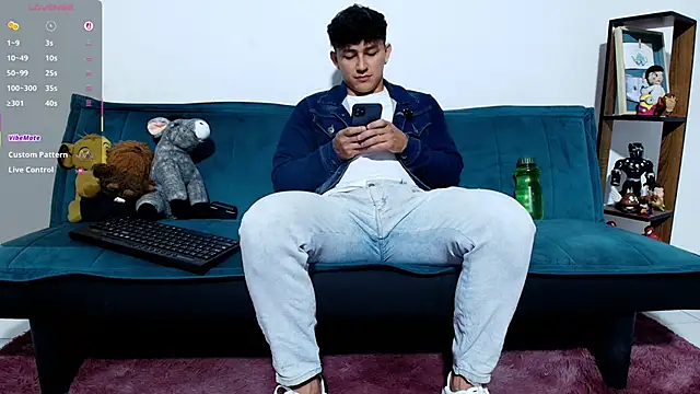 Snapshot of jacques_cardiet chatting on 02-14-26, 01:41 jacques cardiet online show from 02-14-26, 01:41