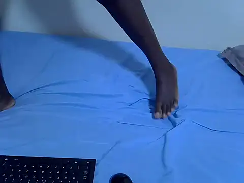 drowllie online show from 02-25-26, 01:21