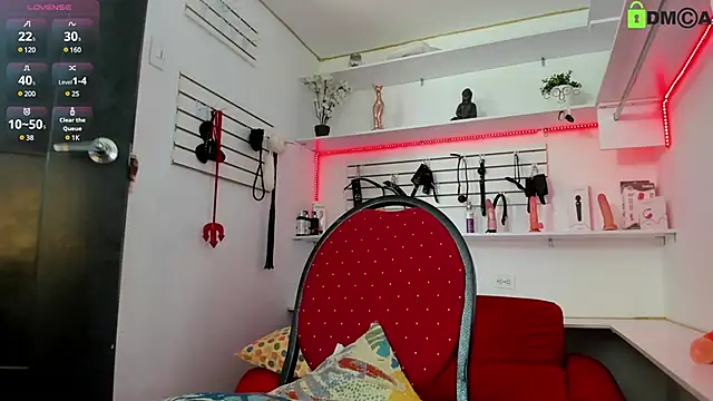 Alejandra Dunn online show from 12-21-24, 06:23