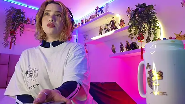 albaismynameX online show from 11-03-25, 12:17