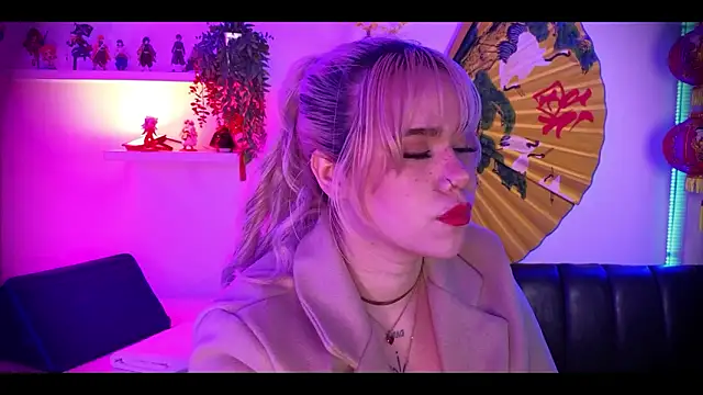 albaismynameX online show from 02-12-26, 12:33