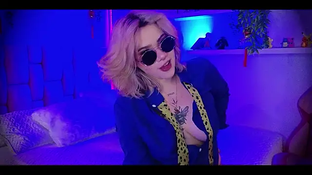 albaismynameX online show from 02-20-26, 05:46