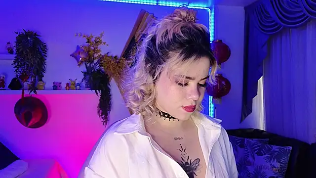 albaismynameX online show from 05-06-26, 12:21