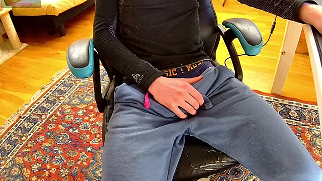 yourbrittyboy69 online show from 02-05-25, 08:57