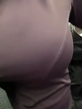 Aiko Yumi online show from 11-30-25, 02:21