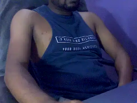 Snapshot of akinston chatting on 06-17-26, 05:43 akinston online show from 06-17-26, 05:43
