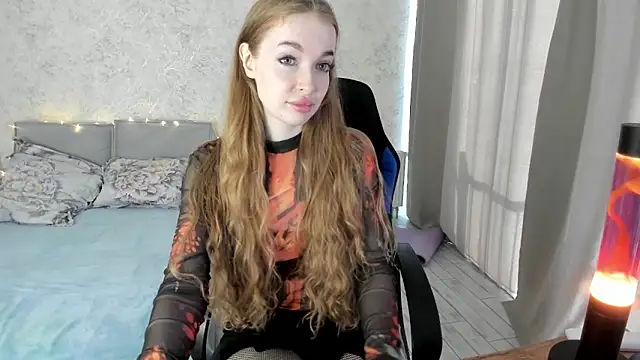 LissaCain online show from 09-21-25, 04:58