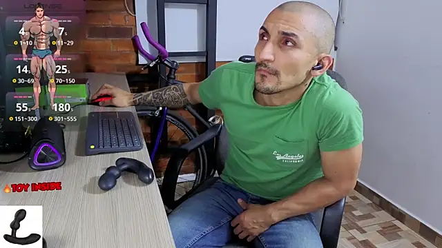 Marck Muscle online show from 02-09-26, 03:32