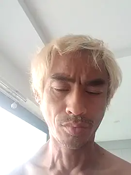 Snapshot of Nemosobig chatting on 02-09-26, 11:53 Nemosobig online show from 02-09-26, 11:53