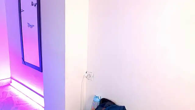 Lilly Peach22 online show from 09-11-25, 05:18