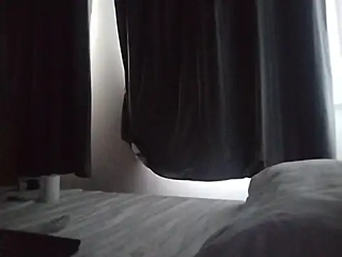 Snapshot of UncutToyBoy23cm chatting on 02-14-26, 09:28 UncutToyBoy23cm online show from 02-14-26, 09:28