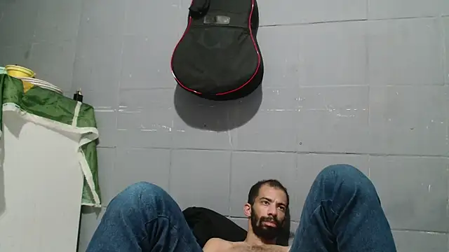 Snapshot of UncutToyBoy23cm chatting on 07-02-26, 03:51 UncutToyBoy23cm online show from 07-02-26, 03:51