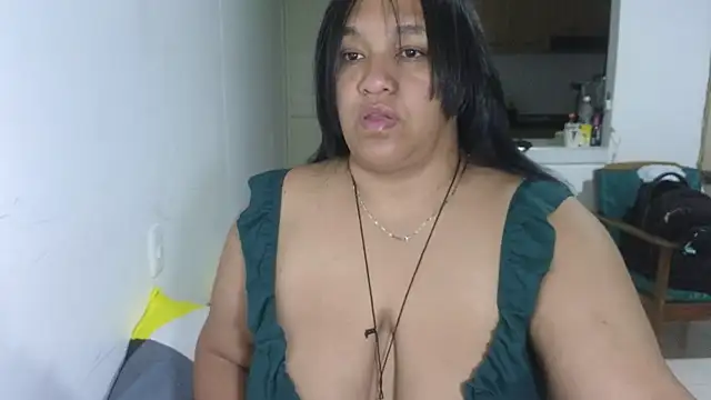 Mia Adell 11 online show from 09-13-25, 08:58