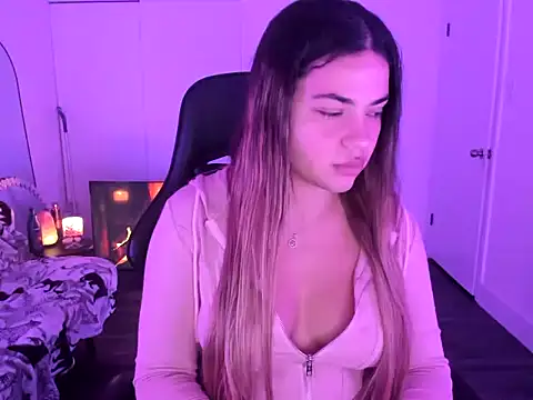 MelSaunders online show from 12-04-25, 02:21