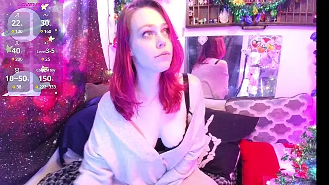 EverlyEster online show from 12-15-24, 11:23