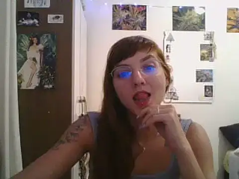 SweetyBabyDemon online show from 12-17-24, 10:32