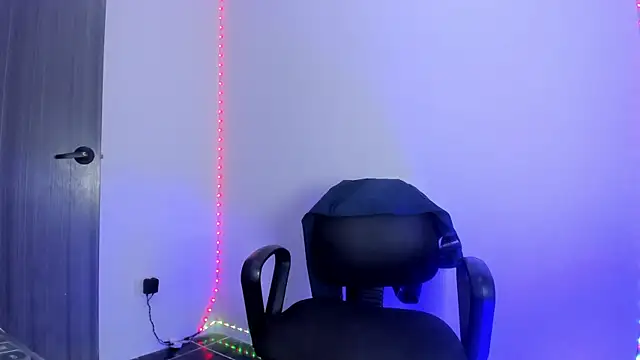 Snapshot of Master_Rimay chatting on 10-11-25, 12:10 Master Rimay online show from 10-11-25, 12:10