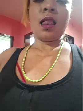 Snapshot of gatadeojosclaros chatting on 02-03-25, 07:51 gatadeojosclaros online show from 02-03-25, 07:51