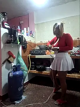 Snapshot of gatadeojosclaros chatting on 02-21-25, 01:55 gatadeojosclaros online show from 02-21-25, 01:55
