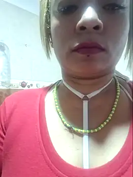 Snapshot of gatadeojosclaros chatting on 02-21-25, 08:07 gatadeojosclaros online show from 02-21-25, 08:07