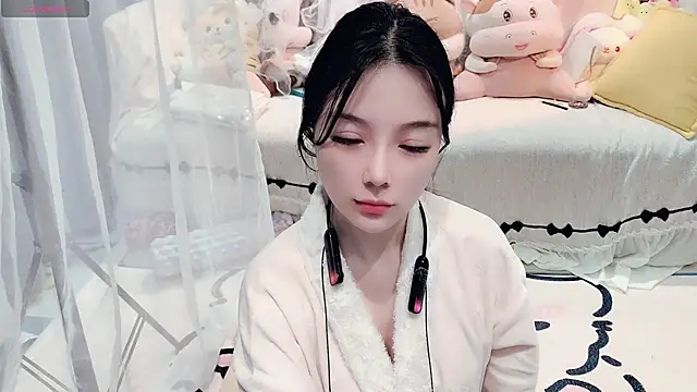 AKiKi711 online show from 04-01-26, 03:09