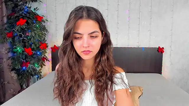 Milana Crystal  online show from 01-27-25, 08:18