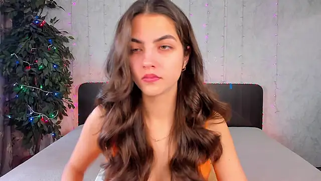 Milana Crystal  online show from 02-03-25, 08:13