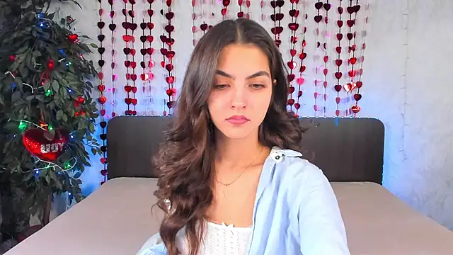 Milana Crystal  online show from 02-06-25, 08:18